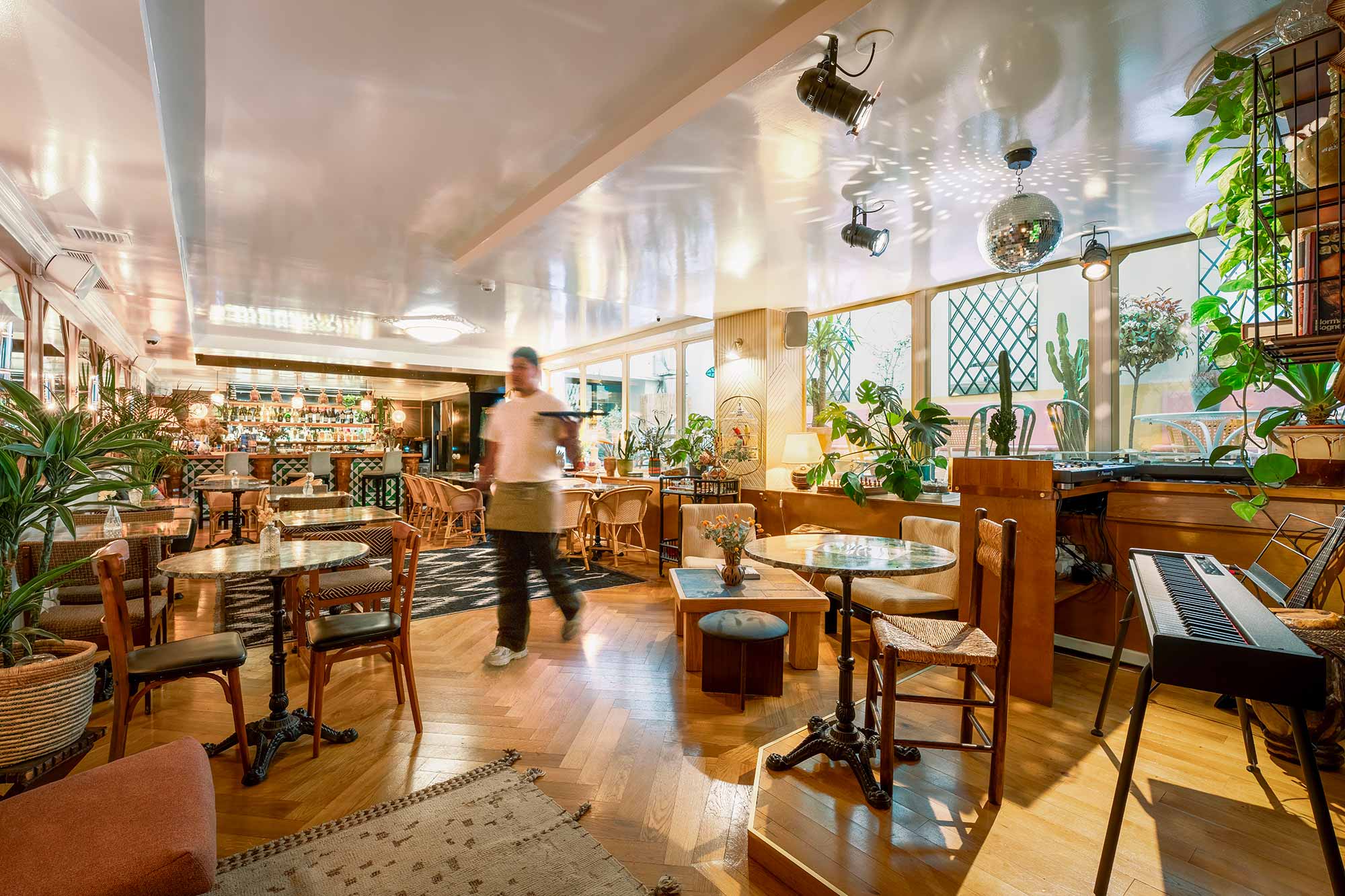 hotel-du-temps-restaurant-dejeuner
